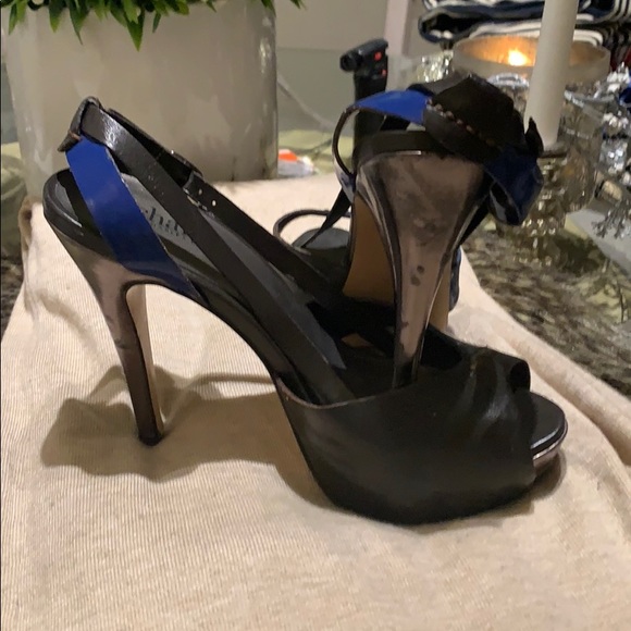 Personal - Picture 2 of 4